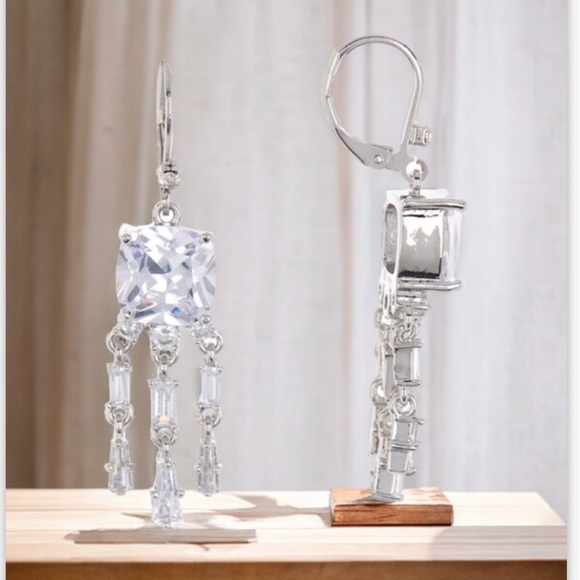 RIVKA Friedman Chandelier Earrings - Picture 1 of 4